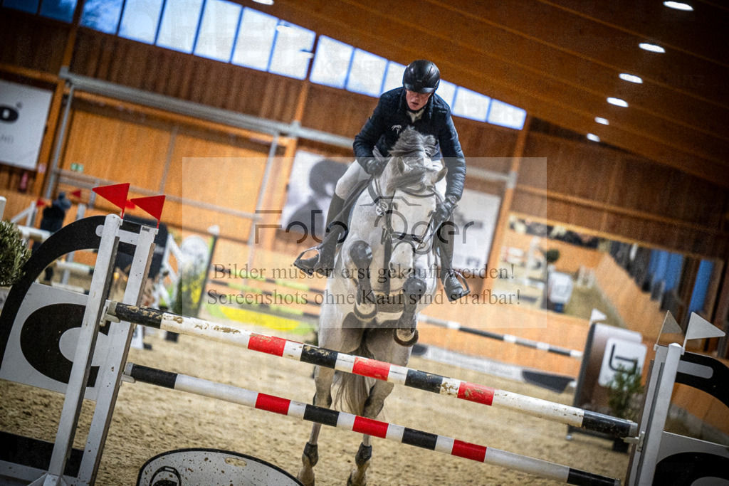 DOS_2793 | Entdecke hochwertige Reitturnierfotos von Foto Oger. Professionell, emotional und authentisch – jetzt Lieblingsmomente im Shop bestellen.Deutschlandweite Turnierfotografie. - Realisiert mit Pictrs.com