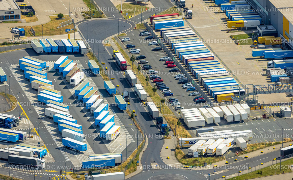Dortmund230700006 | Luftbild, Westfallenhütte Gewerbegebiet, Amazon DTM Logistik und LKW Parkplatz, Borsigplatz, Dortmund, Ruhrgebiet, Nordrhein-Westfalen, Deutschland