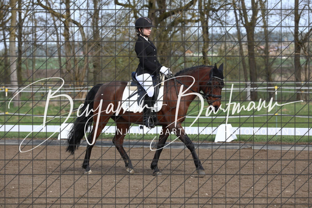 AZ2A4240 | Benjamin Bartmann Photomoments