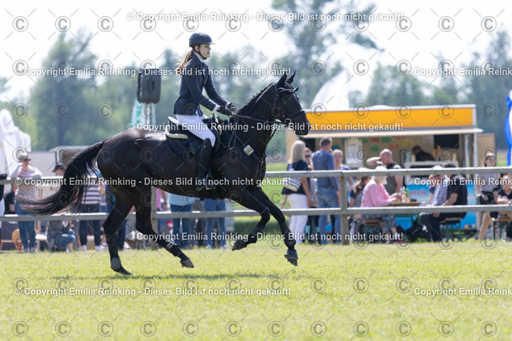 CL5A2200 | Emilia Reinking Fotografie - Realisiert mit Pictrs.com
