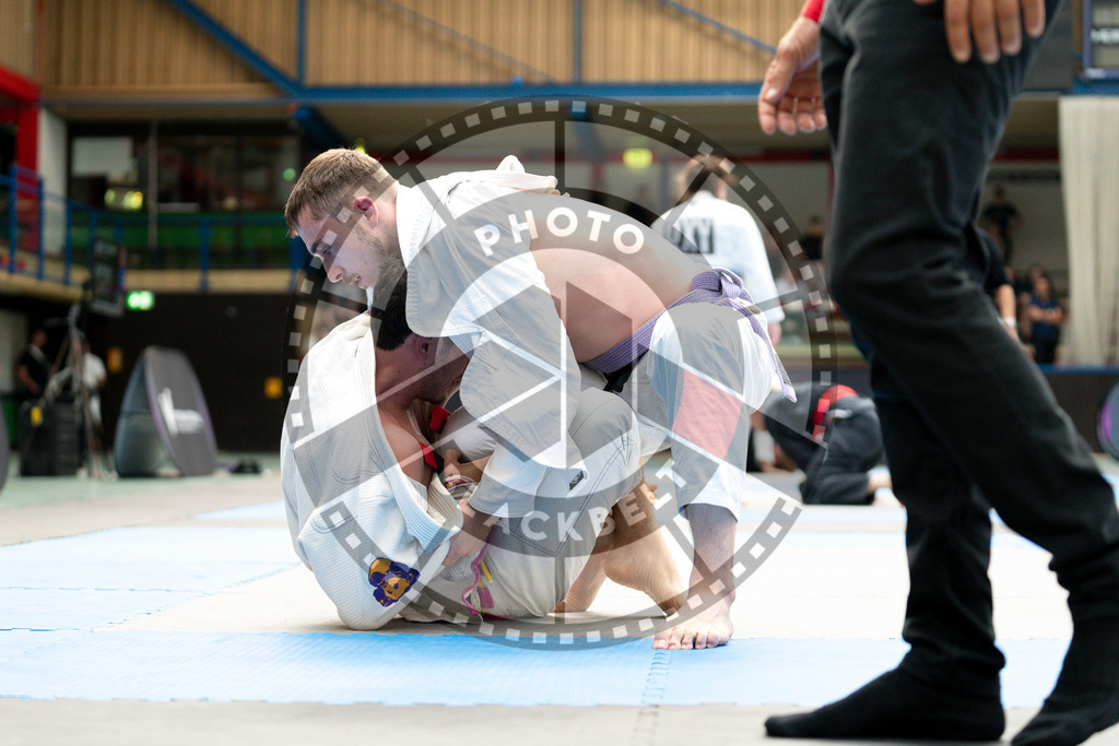 20240908PBB3235 | Athletes compete during the AJP Hamburg competition on September 8, 2024 in Hamburg, northern Germany.