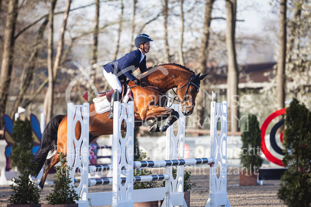 250408_Mühlen_SprPf-A1-138 | Deine schönsten Turniermomente als professionelle Fotos! Entdecke hochwertige Pferdesport-Fotografie im Online-Shop. Jetzt Fotos finden & bestellen!