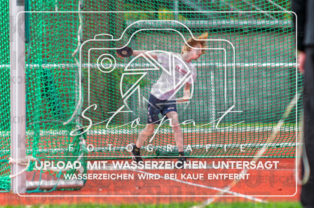 KMHK-1125 | Ole Koehler (TV Jahn Schneverdingen (NI)) bei den Kreismeisterschaften Leichtathletik-Wurf Heidekreis 2026 im Boehmewaldstadion, Soltau (Simon Paul Stopat) - Realisiert mit Pictrs.com