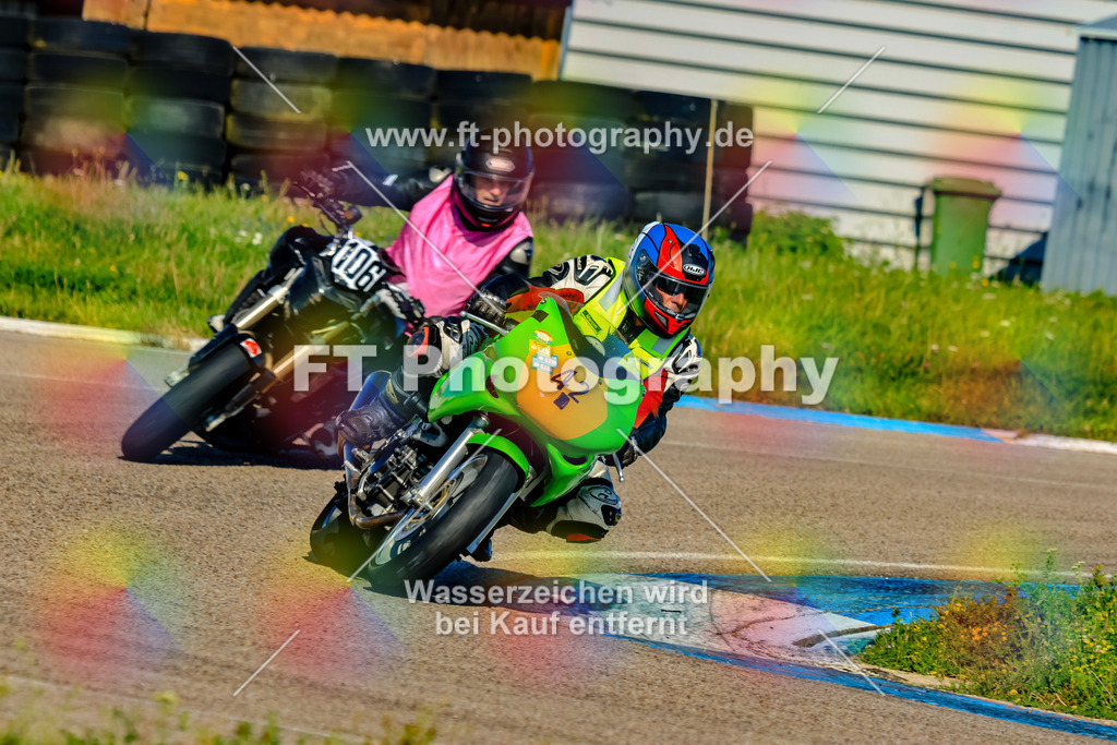042-1745 | Hier findet Ihr Bilder von Touristenfahrten auf der Nürburgring Nordschleife oder von anderen Veranstaltungen die ich besucht habe. Viel Spass beim Durch Schauen 