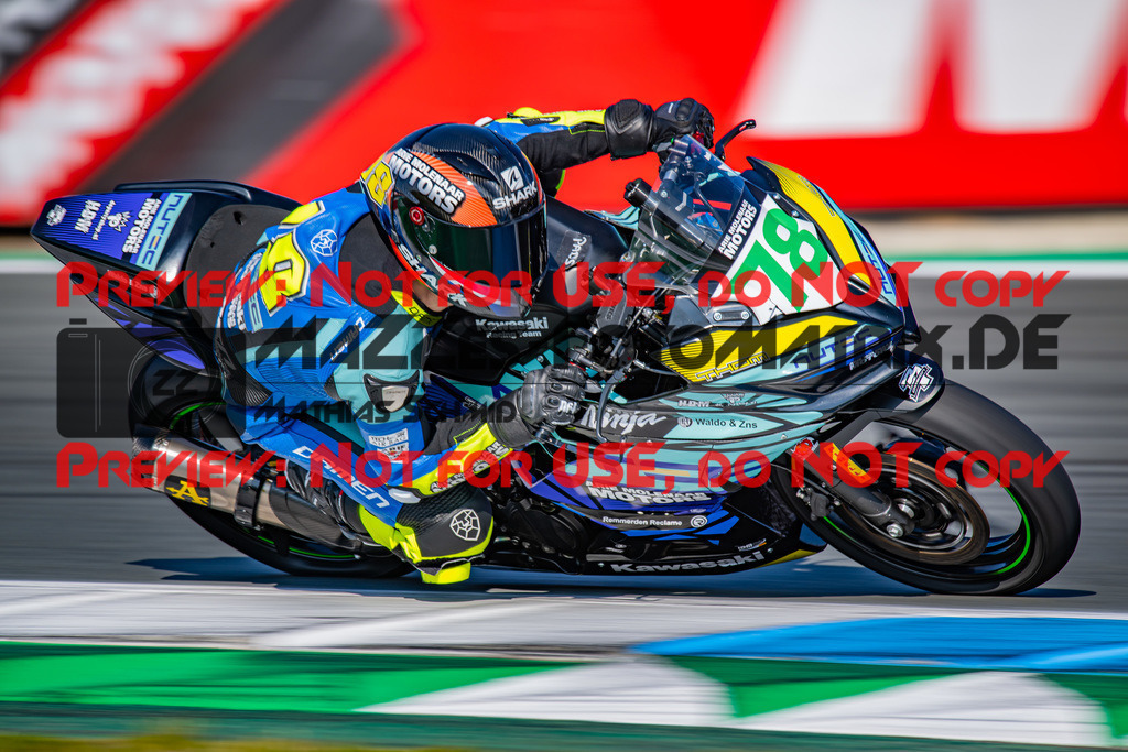 MaZZes_Fotomatrix-220424-94997 | Fotograf Mathias Schmid
Sportfotograf,
Eventfotograf,
Hochzeitsfotograf,
Portraitfotograf