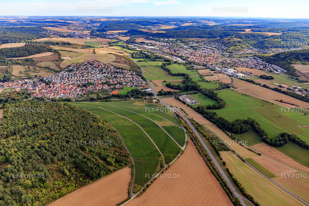 Ortsansicht im Taubertal aus Norden | Luftbild: Ortsansicht im Taubertal aus Norden im Ortsteil Gerlachsheim in Lauda-Königshofen im Bundesland Baden-Württemberg in Deutschland. Foto: IMG_111383.jpg vom 09.09.2018 durch Werner Riehm/FLY-FOTO.de - Realisiert mit Pictrs.com