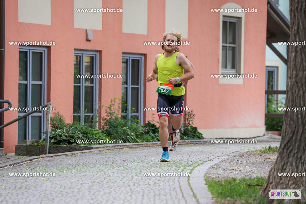 KSZ_3978 | Stadttriathlon Erding 2025. #yourpictrs #sportshot_your_pictrs @Sportshotphotography #stadttriathlonerding Copyright: www.sportshot.de