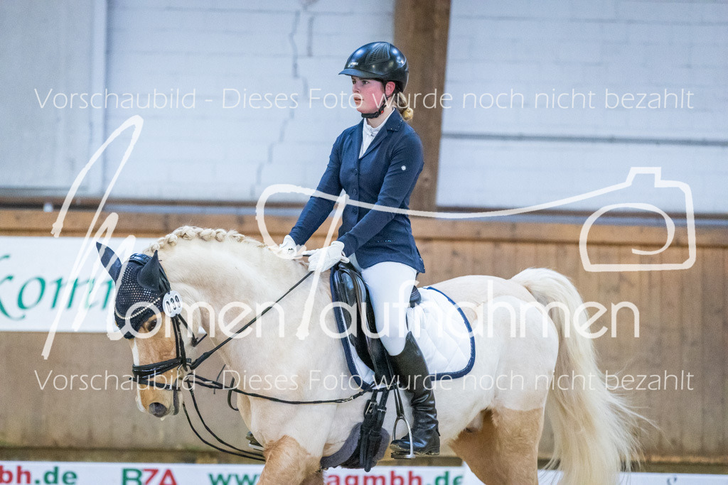 Sth-WBO25-DrR-071 | MomenTaufnahmen Pferdesportfotos