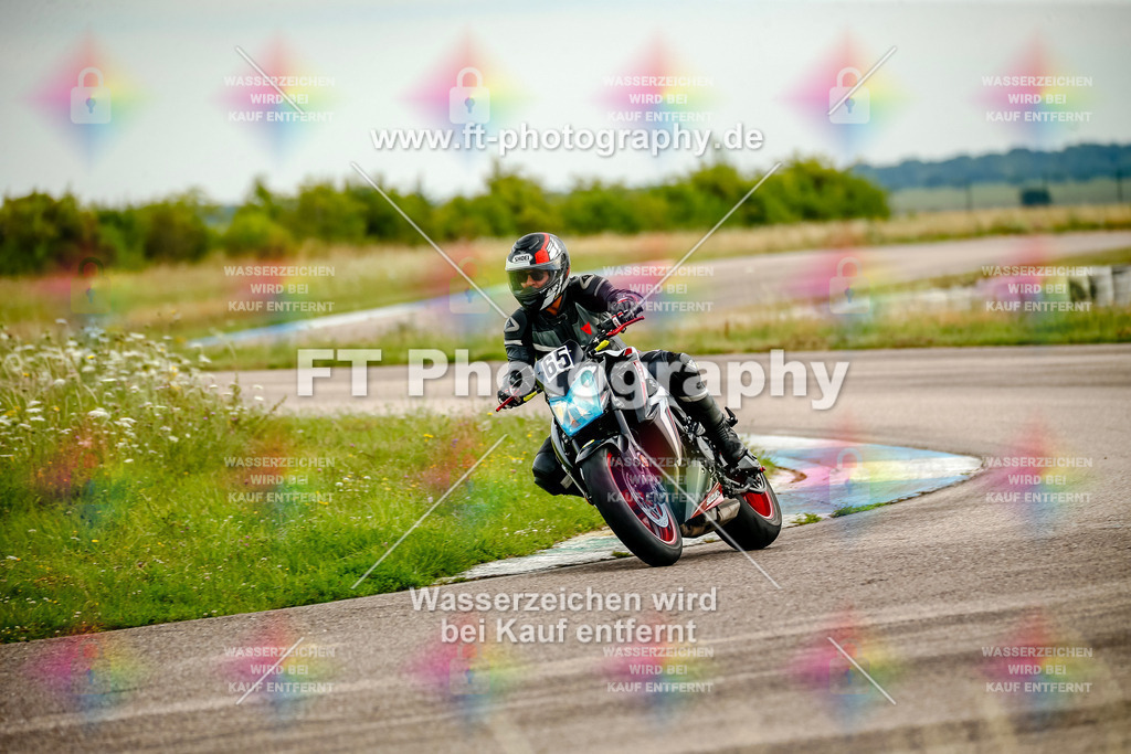 Chambley Juli-2163 | Hier findet Ihr Bilder von Touristenfahrten auf der Nürburgring Nordschleife oder von anderen Veranstaltungen die ich besucht habe. Viel Spass beim Durch Schauen 