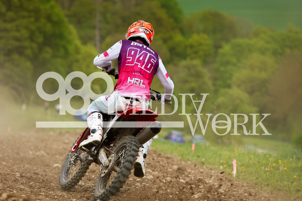 5E6A9715 | 989 MEDIAWORK