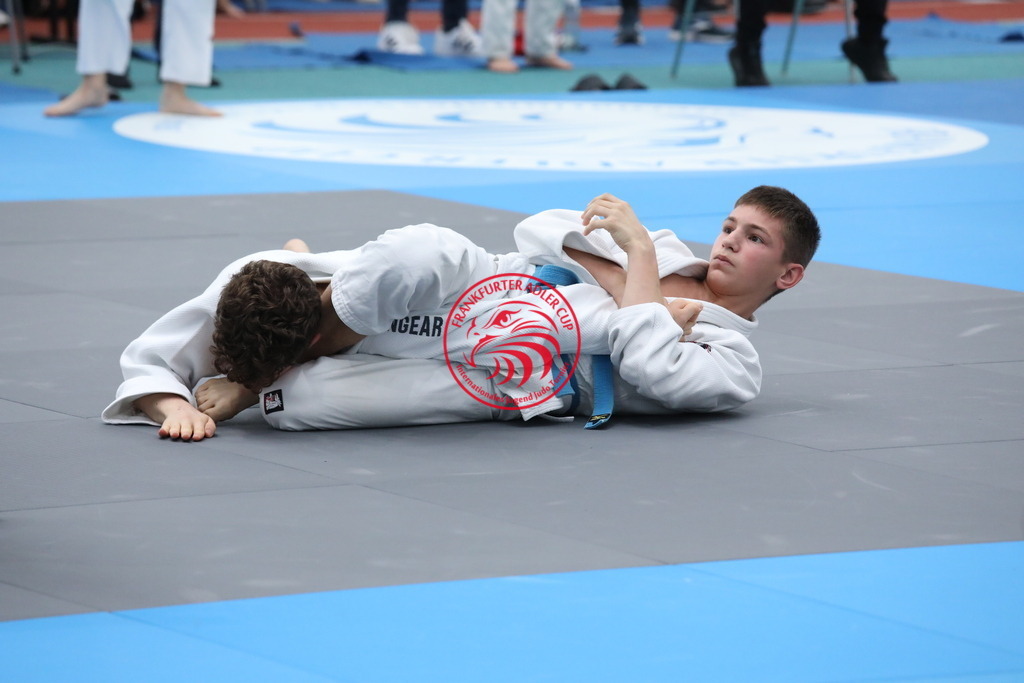 1J7A3362 | Fotos vom Adler Cup - Pictures from Adler Cup

Hier findet Ihr alle Eindrücke und großen Momente der Adler Cup Wochenenden. Here you will find all impressions and great moments of the Adler Cup weekends. - Realisiert mit Pictrs.com