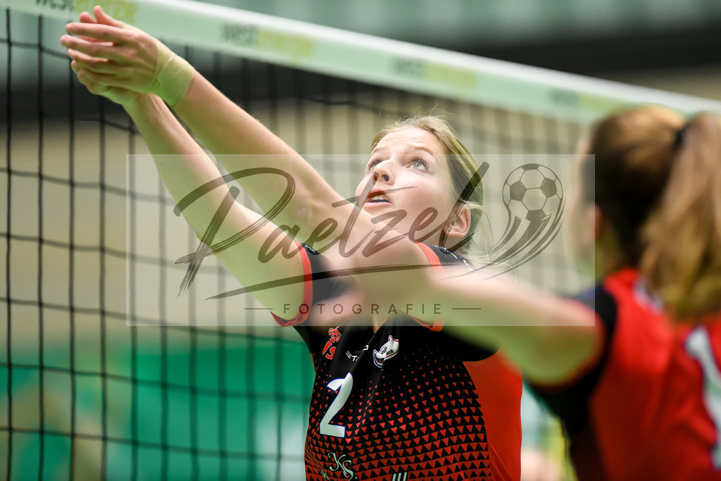 VCOBWA20211106_062 | Volleyball, Frauen:   bei dem Spiel der 3. Liga West zwischen VC Osnabrueck und SV BW Aasee in der Schlosswallhalle am 06.11.2021 in Osnabrueck, Deutschland. - Realisiert mit Pictrs.com