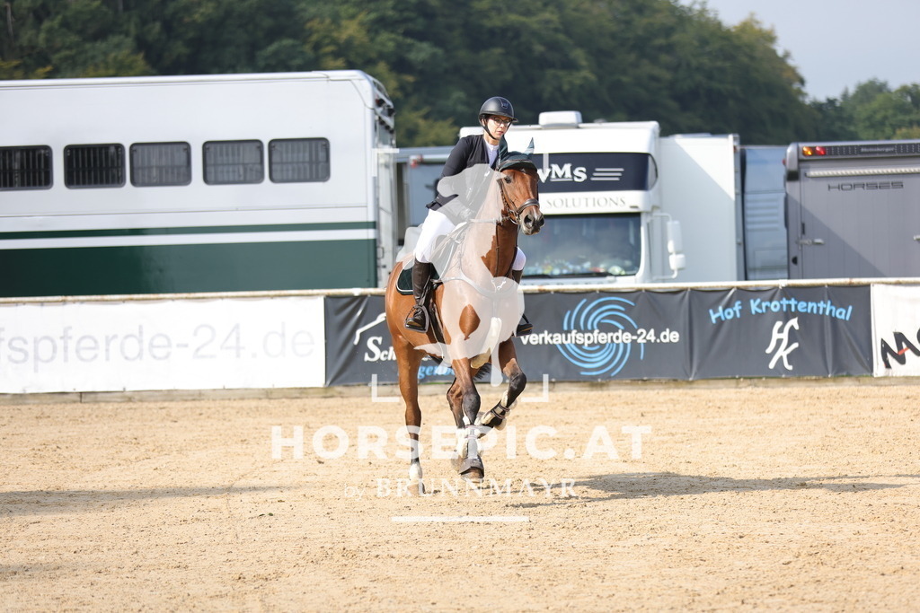 0P6A1802 | Willkommen bei Brunnmayr - Design & Fotografie – Ihrem Spezialisten für Reitturniere und Pferdeveranstaltungen in Oberösterreich, Salzburg und Bayern! Seit über 17 Jahren sind wir leidenschaftlich dabei.