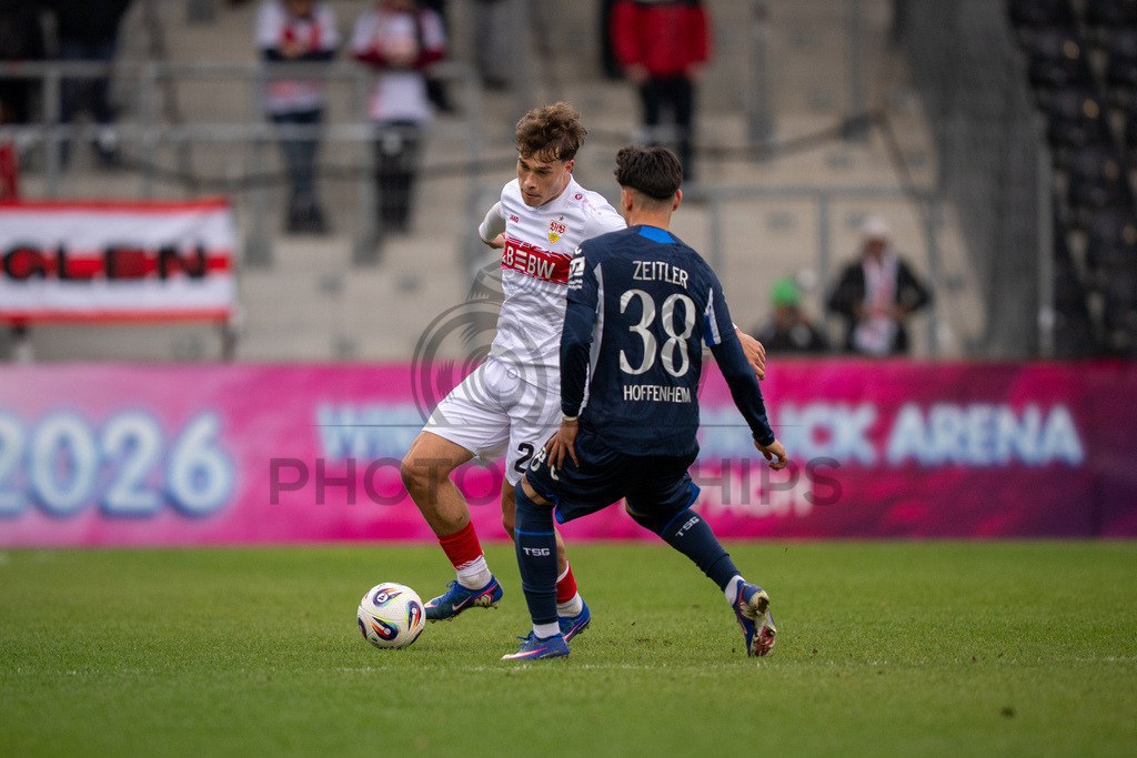 VfB Stuttgart II vs. TSG Hoffenheim II, Fussball, 3. Liga, 26. Spieltag, 15.03.2026 | Christopher Olivier (VfB Stuttgart II, #24),VfB Stuttgart II vs. TSG Hoffenheim II, Fussball, 3. Liga, 26. Spieltag, 15.03.2026Foto: photosbyphips/Philip Ziegler