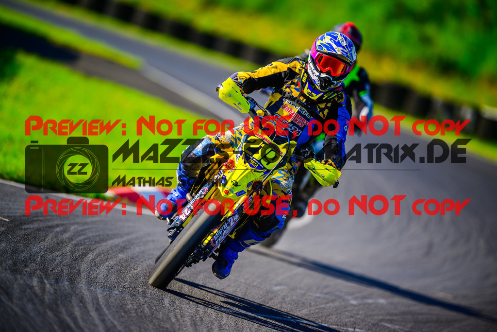 MaZZes_FotoMatrix_240512_6007705_7115 | S2