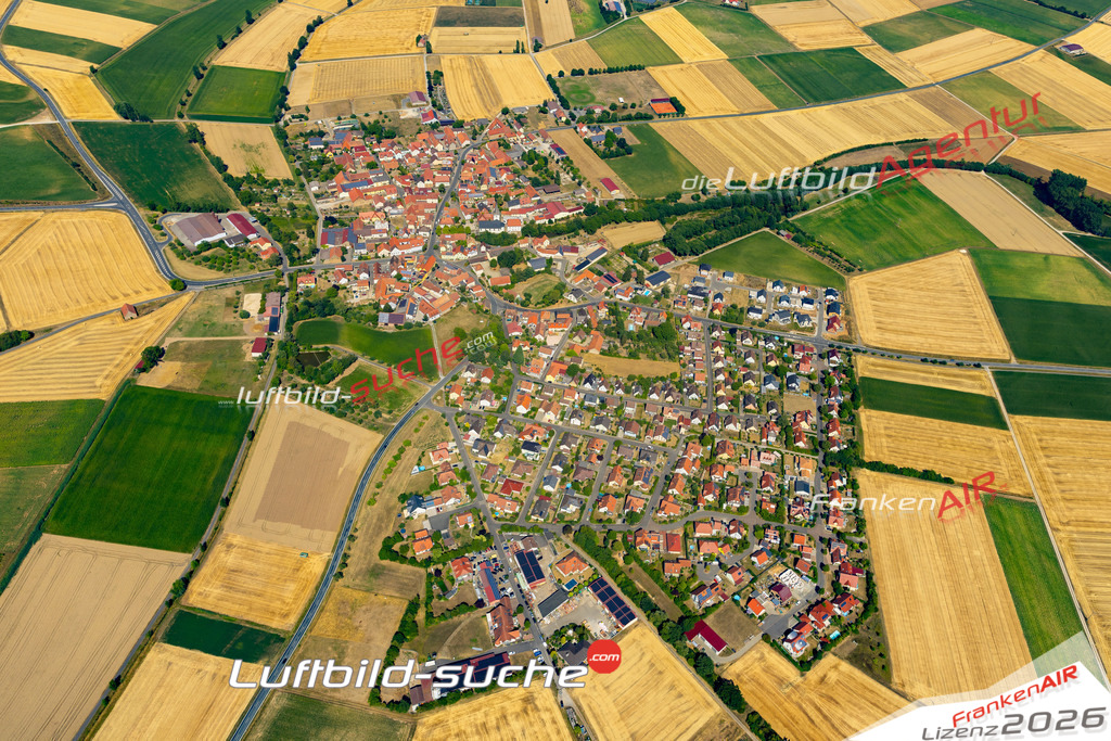 Das Luftbild der Stadt Frankenwinheim wurde 2022 vom Flugzeug heraus erstellt (keine Drohnen-Aufnahmen) Aufnahmehöhe ca.450 Meter- hohe Bildauflösung und Druck-Qualität. Garantiert!