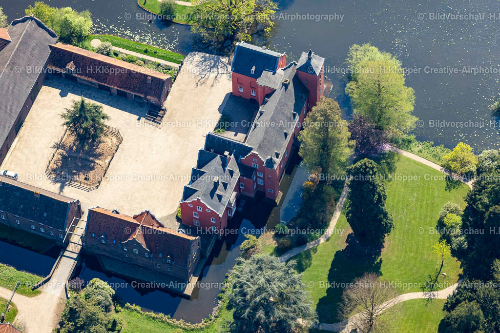 Luftbilder Neukirchen-Vluyn-0500 | Luftbild Schloss Bloemersheim Neukirchen-Vluyn - Realisiert mit Pictrs.com