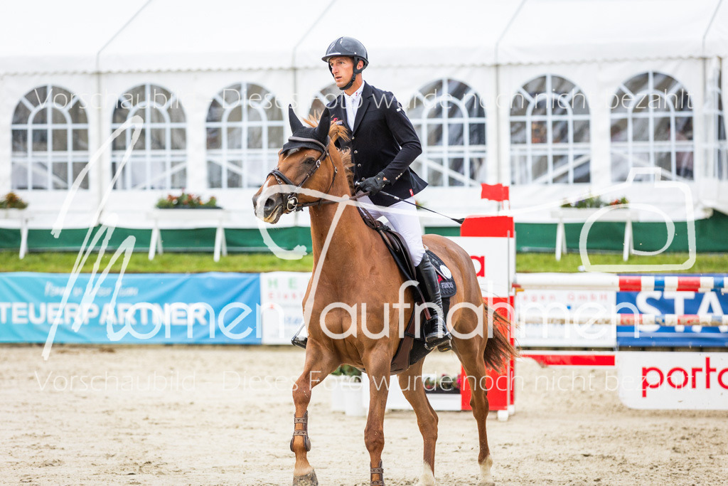 BHO-2PhSpr-M-250 | MomenTaufnahmen Pferdesportfotos