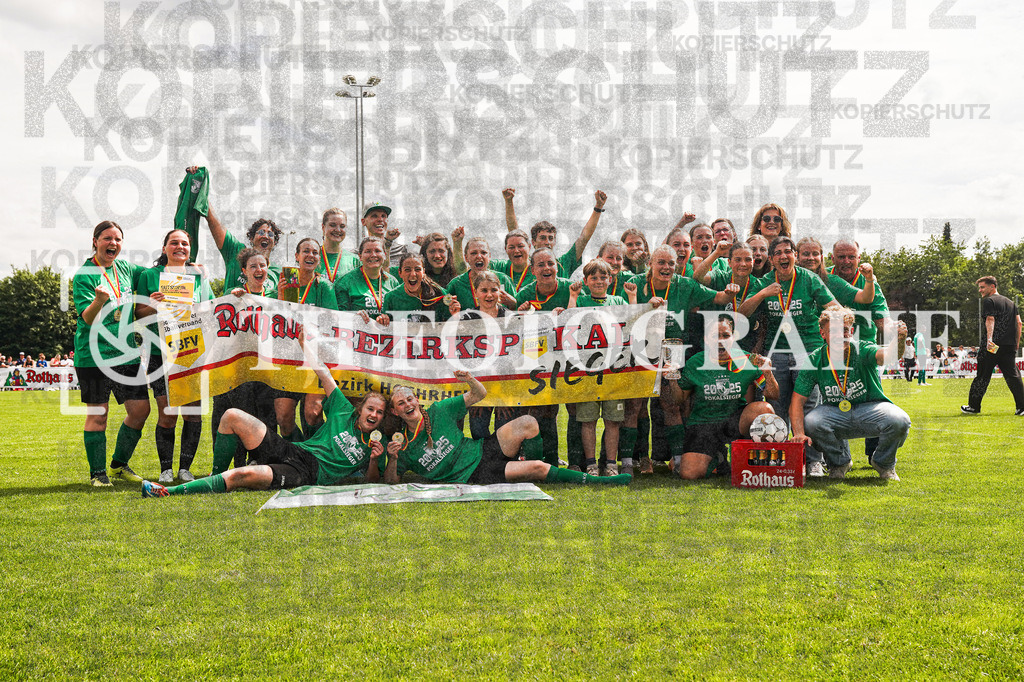 GER, FC Hauingen - SV Waldhaus, Frauen-Fussball, Rothaus Bezirkpokal, Finale, Saison 2024/2025, 29.05.2025 | GER, FC Hauingen - SV Waldhaus, Frauen-Fussball, Rothaus Bezirkpokal, Finale, Saison 2024/2025, 29.05.2025Foto: TH Fotografie/Alessio Bosco