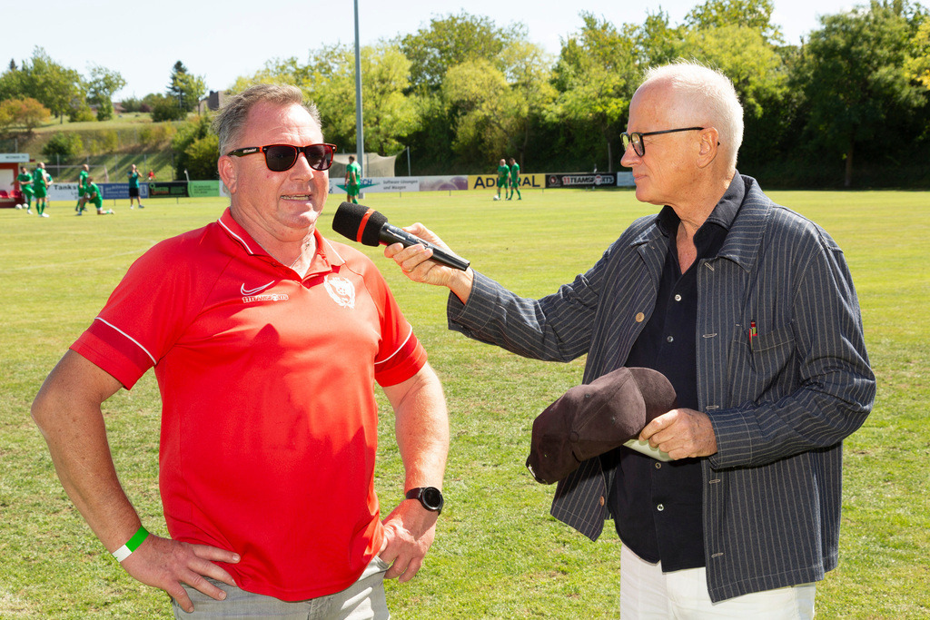 Spiel-0015_Legenden ASK-RAPID | Fotodoku 80 Jahre ASK-Loosdorf: Legendenmatch ASK-Loosdorf - Rapid WIENSponsoren, Mannschaften, Begrüßung, Interviews, das Spiel, Besucher, Fans, Stimmung.