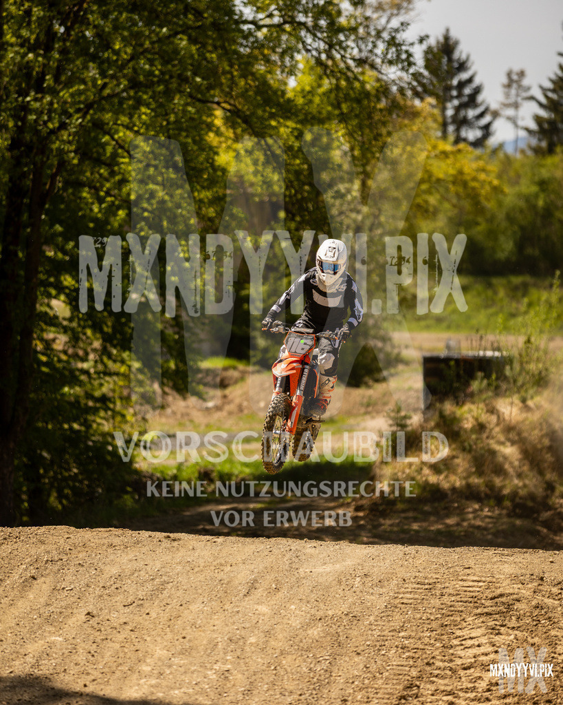866A5142 | mxndyyvipix