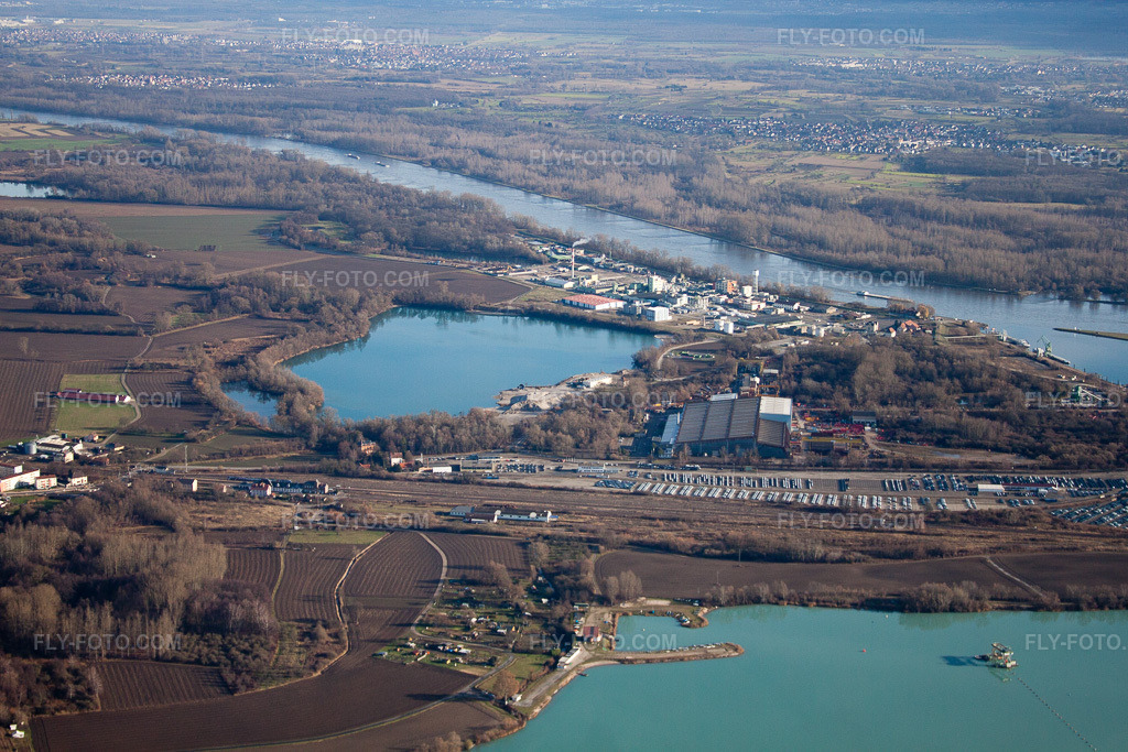 Aerial view: Harbor in Lauterbourg in the state Bas-Rhin, France.Photo: IMG_48515.jpg taken on 12/11/2011 by Werner Riehm/FLY-FOTO.comResolution of the original: 4752 x 3168 px