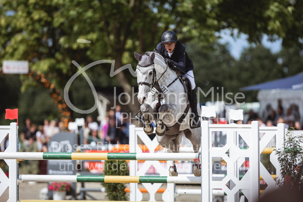 240714_BHO_GroßerPreis-634 | Deine schönsten Turniermomente als professionelle Fotos! Entdecke hochwertige Pferdesport-Fotografie im Online-Shop. Jetzt Fotos finden & bestellen!