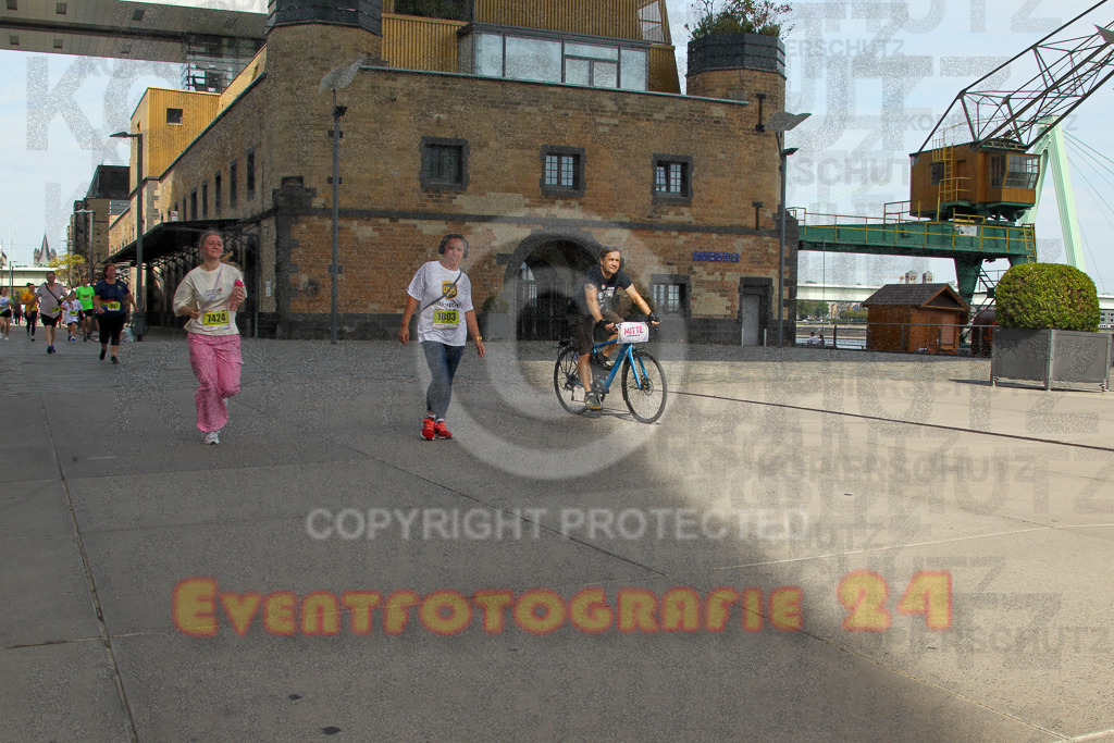 250920_1342_EV4_6510 | Sportfotografie im Rhein-Sieg Kreis, Köln, Bonn, NRW, Rheinland Pfalz, Hessen, etc. Unser Tätigkeitsfeld umfasst den Laufsport vom Volkslauf über den Marathon, Duathlon, Triathon bis zum Ultralauf wie Kölnpfad Ultra oder Schindertrail.