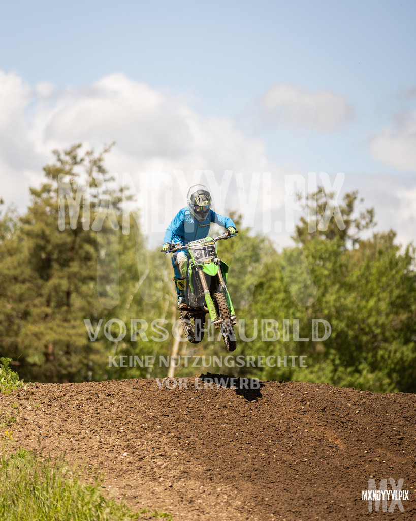 866A7110 | mxndyyvipix