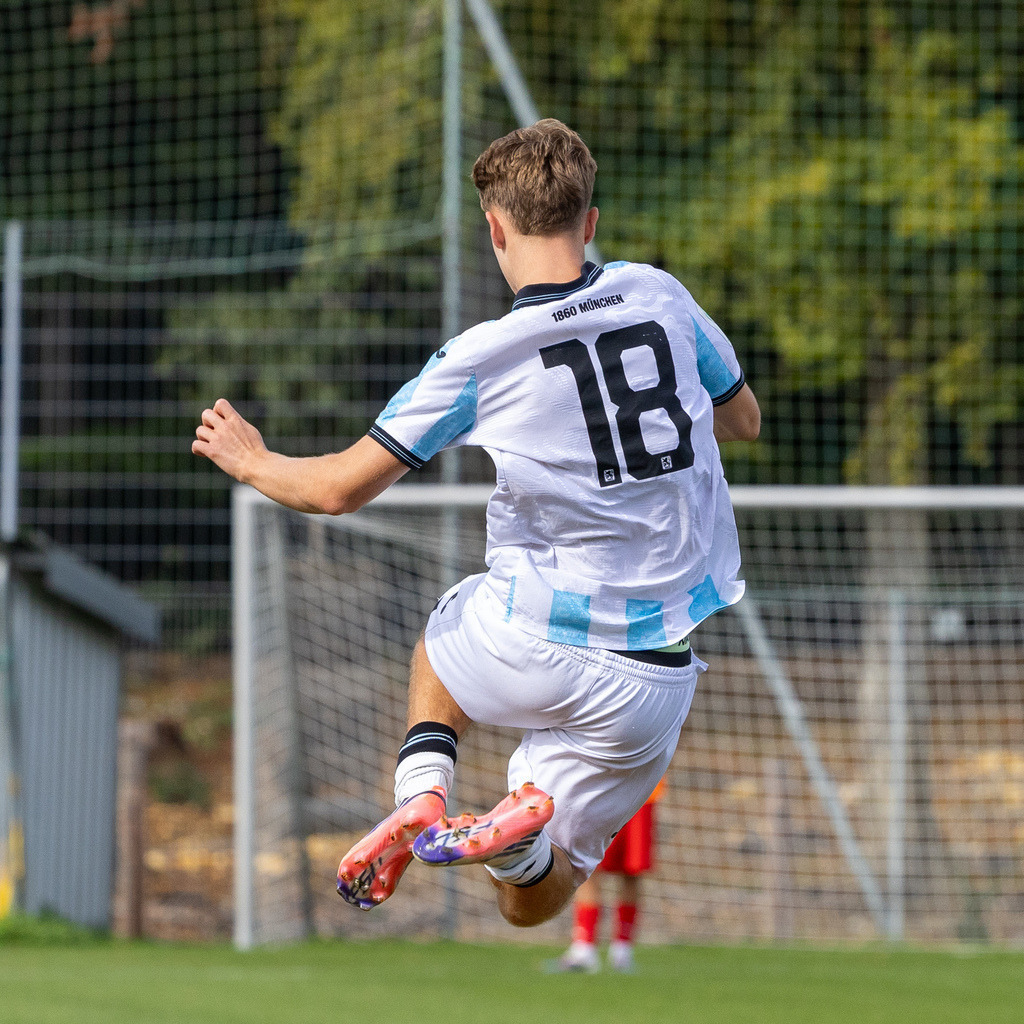 20260830-U19_DFB-Pokal_FCH-1860_138 | 1.FC Heidenheim 1846 vs. TSV 1860 München, Fußball, U19, DFB-Pokal, 2026/2027, 2. Runde, 30.08.2026 in Heidenheim, Walter-Birkhold-Jugendstadion(Foto: Michael Bulling) - Realisiert mit Pictrs.com