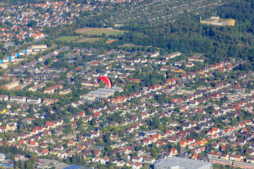 Luftbild: Ortsansicht von Norden im Ortsteil Neureut in Karlsruhe im Bundesland Baden-Württemberg in Deutschland. Foto: IMG_52982.jpg vom 08.09.2012 durch Werner Riehm/FLY-FOTO.deAuflösung des Originals: 4752 x 3168 px