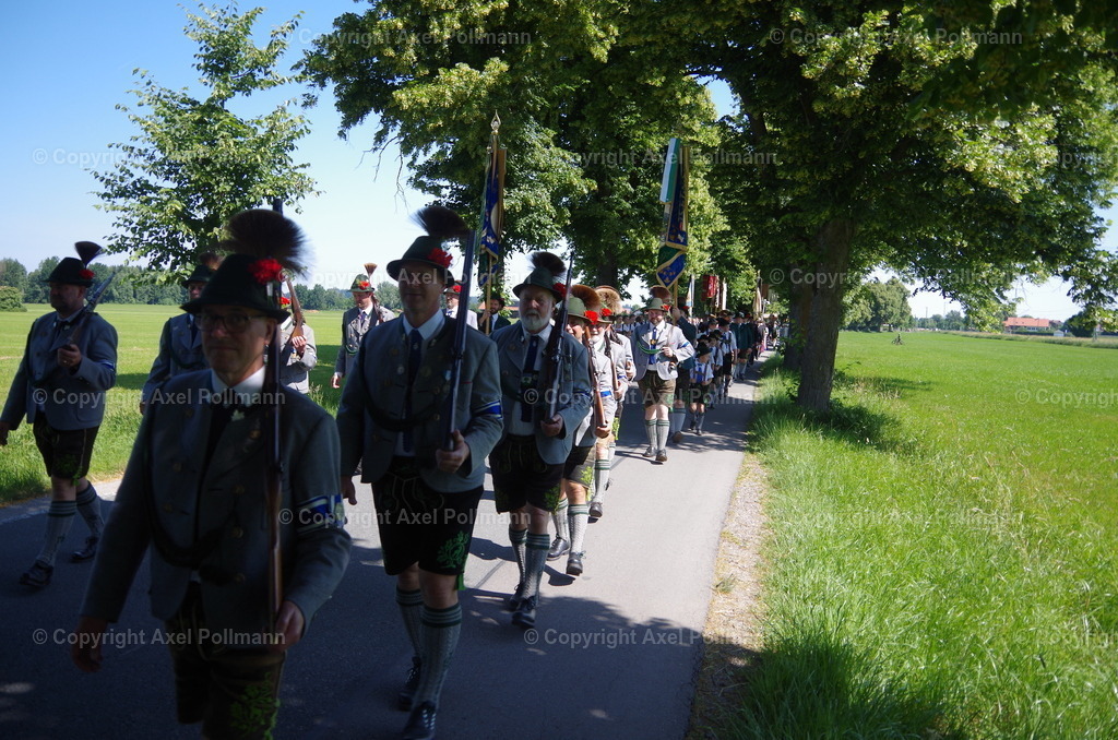 IMGP6293 | fotografiert von Axel PollmannLeonhardi Wallfahrt Benediktbeuern und Murnau, Fronleichnam, Fasching, Landschaft im Loisachtal und Benediktbeuern  - Realisiert mit Pictrs.com