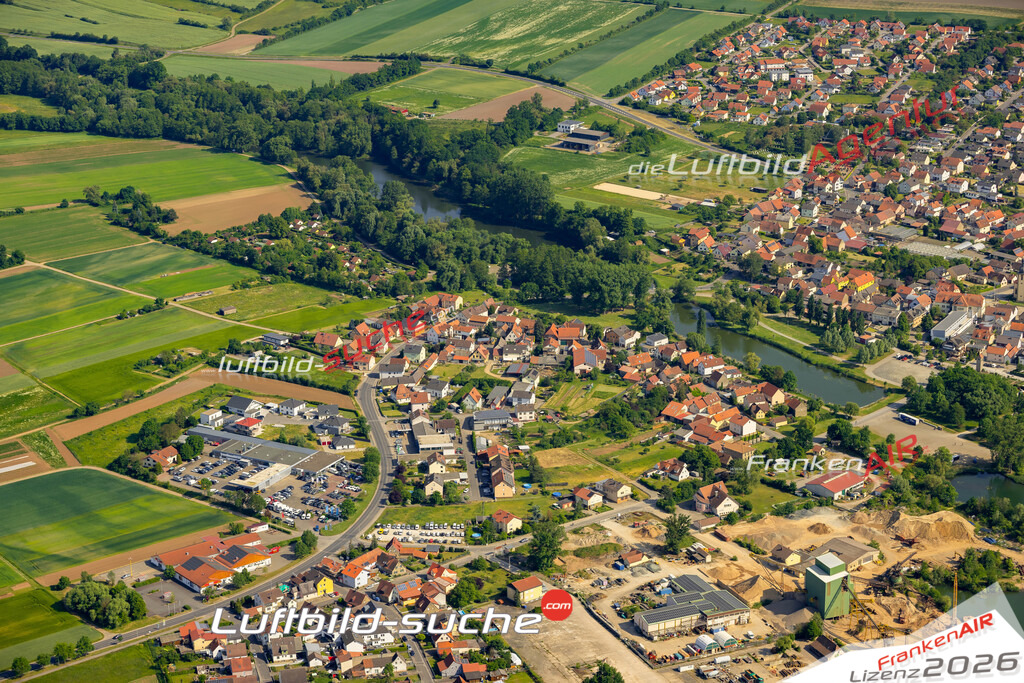 Das Luftbild zeigt  Sand am Main - Die Luftaufnahme wurde 2023 vom UL-Flugzeug aus erstellt ( keine Drohne ) - Hochauflösende Luftaufnahme - Für grossformatige Ausdrucke geeignet. Die Geschenkidee !Mit Lizenz und Bildrechte bestellbar