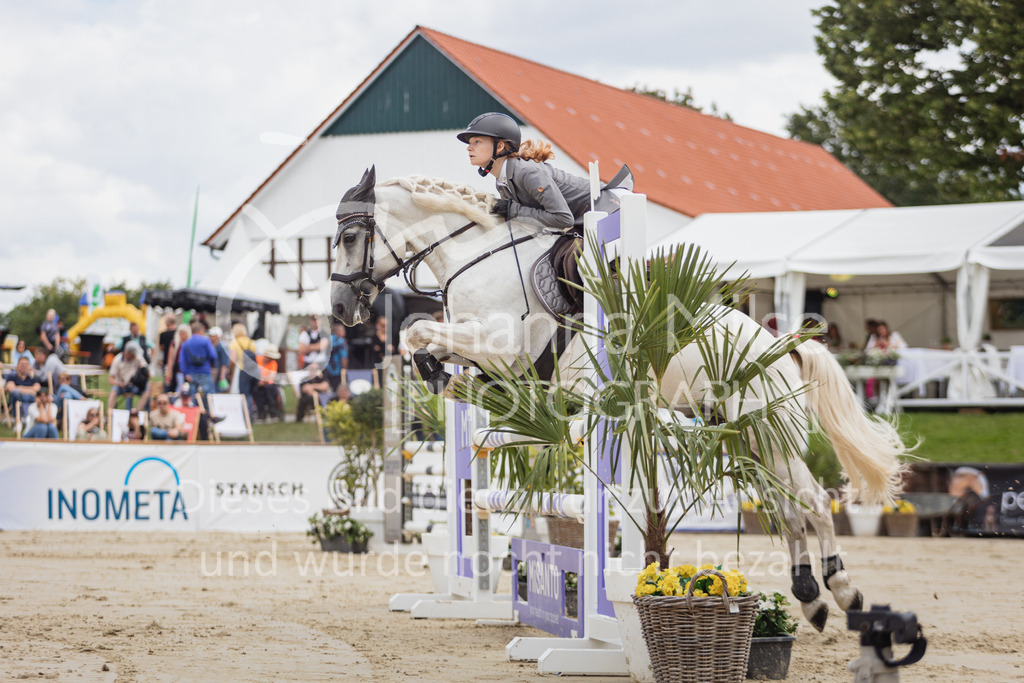 230729_BHO_PonyTrophy-543 | Deine schönsten Turniermomente als professionelle Fotos! Entdecke hochwertige Pferdesport-Fotografie im Online-Shop. Jetzt Fotos finden & bestellen!