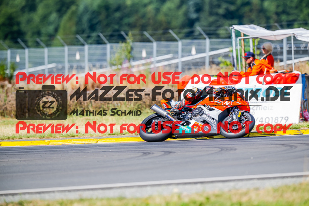 MaZZes_FotoMatrix_220724_0037 | IDM1000