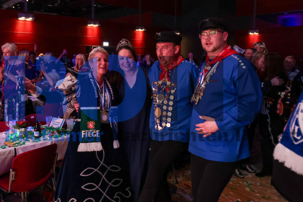 SES_GROBOKA20250208-122 | bond - Realisiert mit Pictrs.com