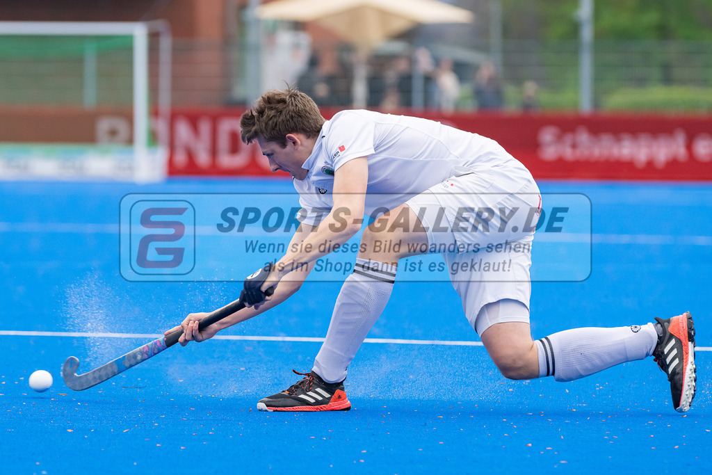 HK_20230422_107148 | 1. Bundesliga Herren Crefelder HTC - Düsseldorfer HC am 22.4.2023 Krefelder HTC ( CHTC ), Krefeld , Schröder Mika ( Crefelder HTC #33 )