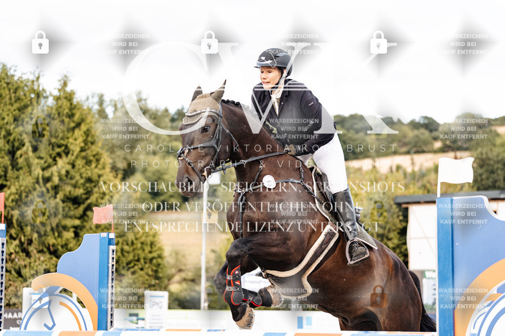 CK903781 | Turnierfotografie Pferdefotografie Trier Rheinland-Pfalz Pferdesport Reitsport Tierfotografie Sportfotografie Pferdevideo Pferdevideografie Equestrianvideography equestrianphotography  - Realisiert mit Pictrs.com