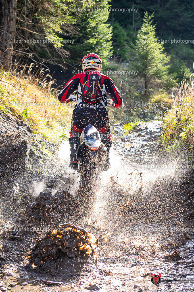 fuernholzer_251026-C1-191 | Fotografische Impressionen von der Red Stag Enduro Extreme by fuernholzer-photography.com. Endurosport in Österreich fotografisch festgehalten von fuernholzer. Auftragsfotografie für Private, Gewerbefotos und Industriefotografie. Eventfotografie, Sportfotografie und Motorsportfotografie. Anbieter von Fotoworkshops, Fototraining, fotografischen Vorträgen und Fotoseminaren.