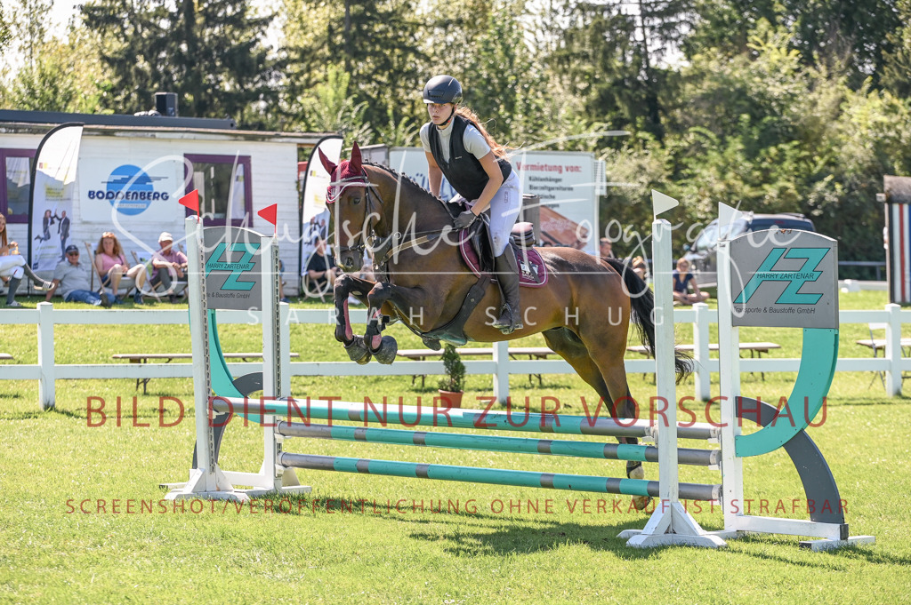 Schugtsche-Düren.2024.04-Stilspringprf.E-14 | Schugtsche Fotografie - Realisiert mit Pictrs.com