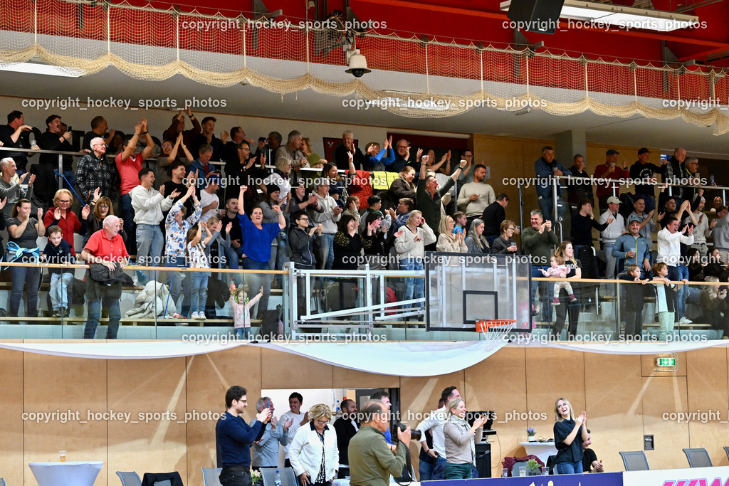 SC Ferlach vs. roomz JAGS Vöslau | SC Ferlach Fans, Besucher Ballspielhalle Ferlach, SC Ferlach vs. roomz JAGS Vöslau, SC Ferlach vs. roomz JAGS Vöslau am 08.11.2025 in Ferlach (Ballspielhalle Ferlach), Austria, (Photo by Bernd Stefan)