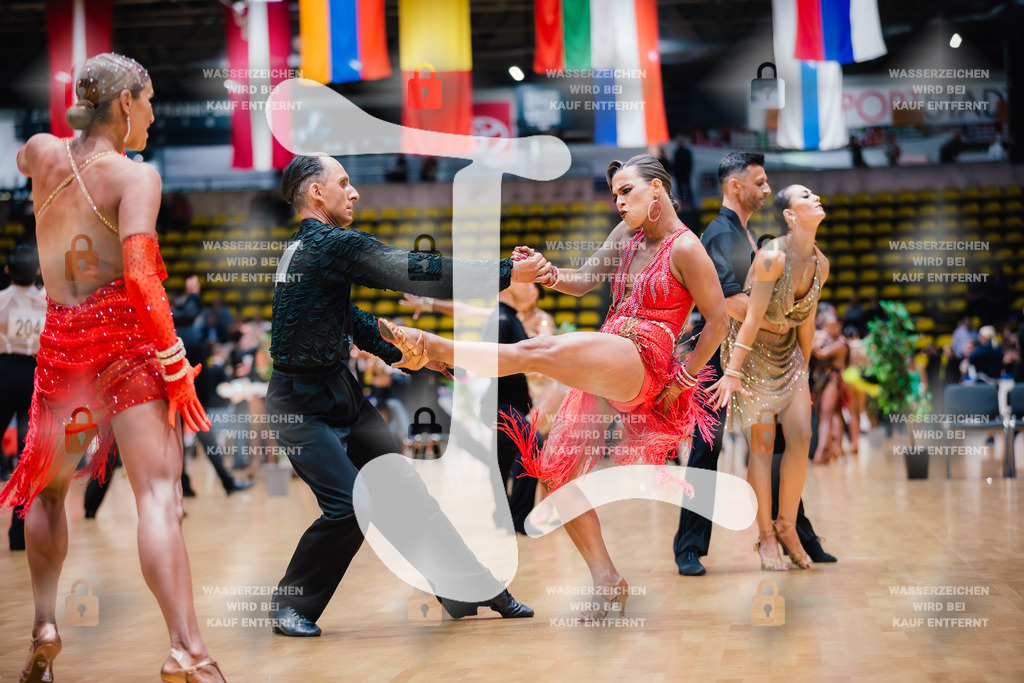 Hessen Tanzt WDSF Open Senior I Latin 6th (229) Christian Platz _ Anja Platz (TSC Nordlicht Rostock)-2025-05-17-2030 | Webshop for digital downloads and prints of dance sport, event & show photographer Julian Link - Realisiert mit Pictrs.com