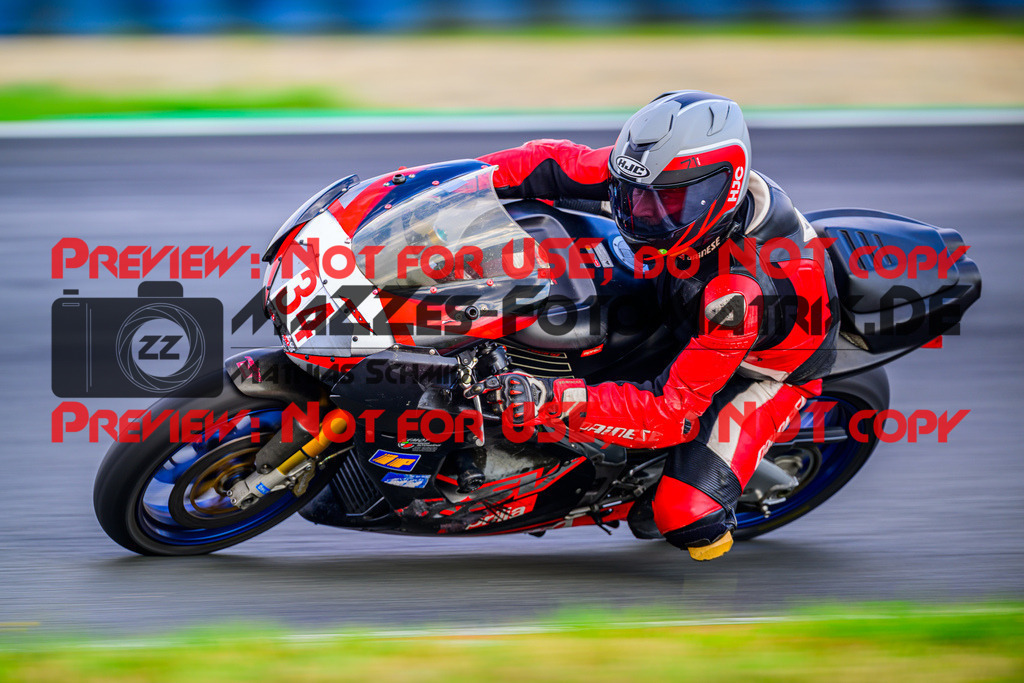 MaZZes_Fotomatrix_20250723_6007705_7759 | ROT