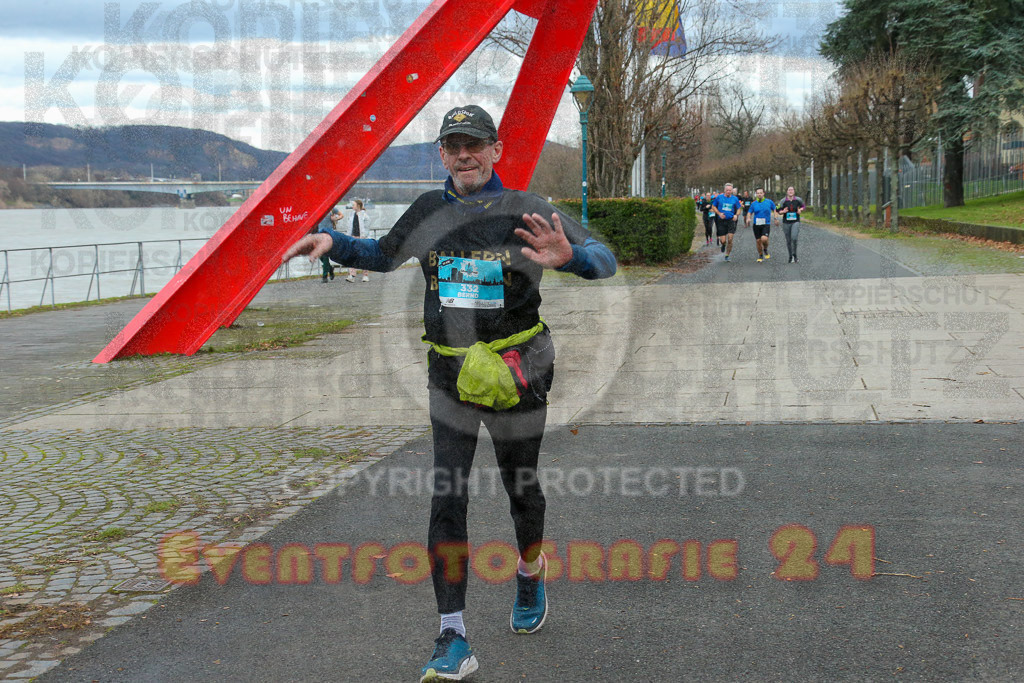 221231_1201_EX1_0070 | Sportfotografie im Rhein-Sieg Kreis, Köln, Bonn, NRW, Rheinland Pfalz, Hessen, etc. Unser Tätigkeitsfeld umfasst den Laufsport vom Volkslauf über den Marathon, Duathlon, Triathon bis zum Ultralauf wie Kölnpfad Ultra oder Schindertrail.