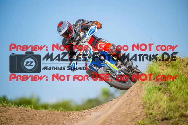 MaZZes_FotoMatrix_240622_6007705_1984 | S1