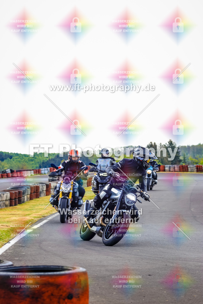 _OTO3057 | Hier findet Ihr Bilder von Touristenfahrten auf der Nürburgring Nordschleife oder von anderen Veranstaltungen die ich besucht habe. Viel Spass beim Durch Schauen 