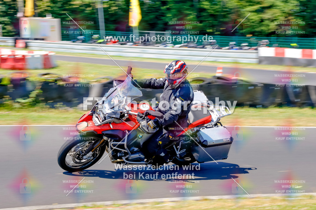 _MOT9479 | Hier findet Ihr Bilder von Touristenfahrten auf der Nürburgring Nordschleife oder von anderen Veranstaltungen die ich besucht habe. Viel Spass beim Durch Schauen 