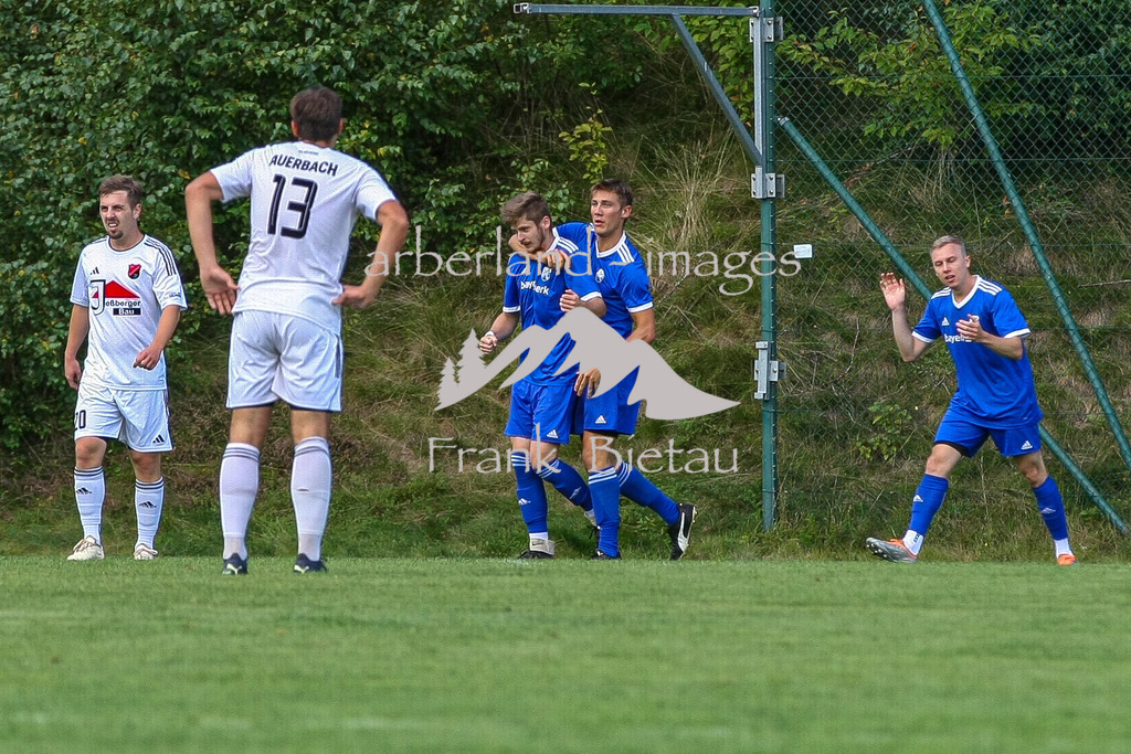 993T6823 | Medien- Sport- Entertainmentfotos