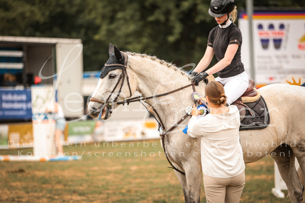 17.SaStA00213 | Leoni Ertmer Photography - Realisiert mit Pictrs.com