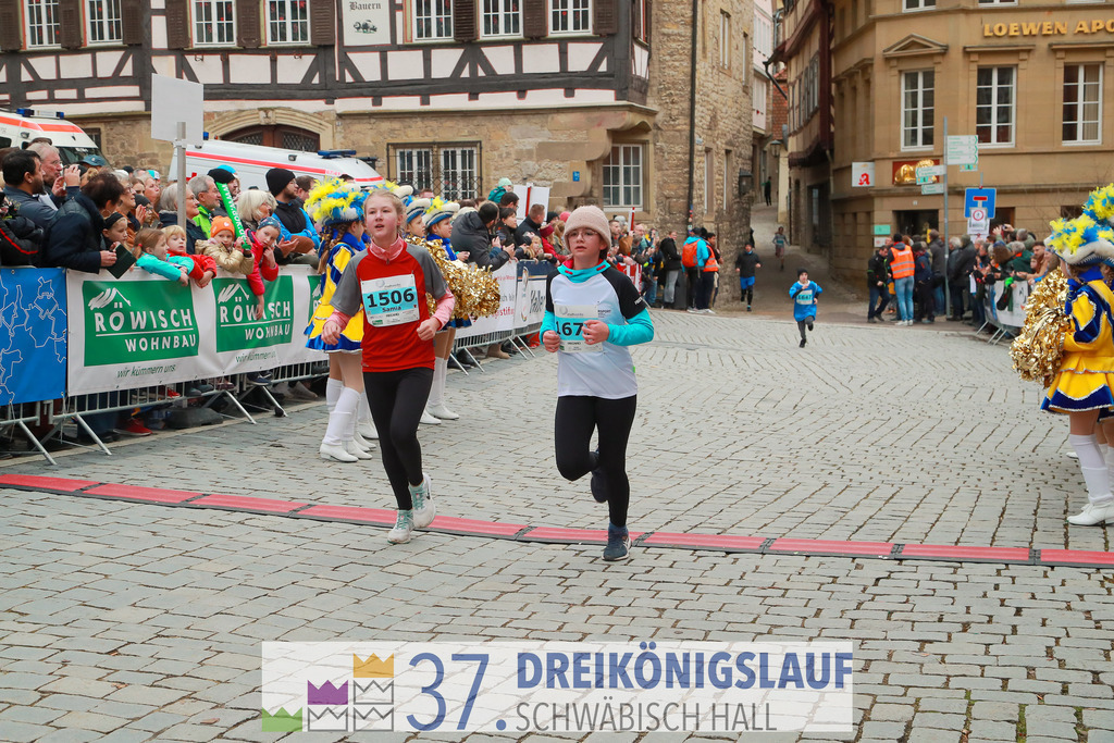 Stadtwerke Jugendlauf 1700m | 3 Koenigslauf 2023 - Realisiert mit Pictrs.com